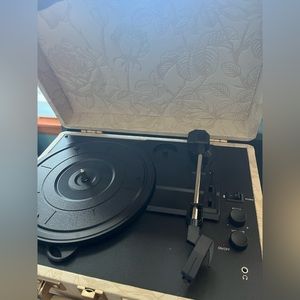 Crosley Record player